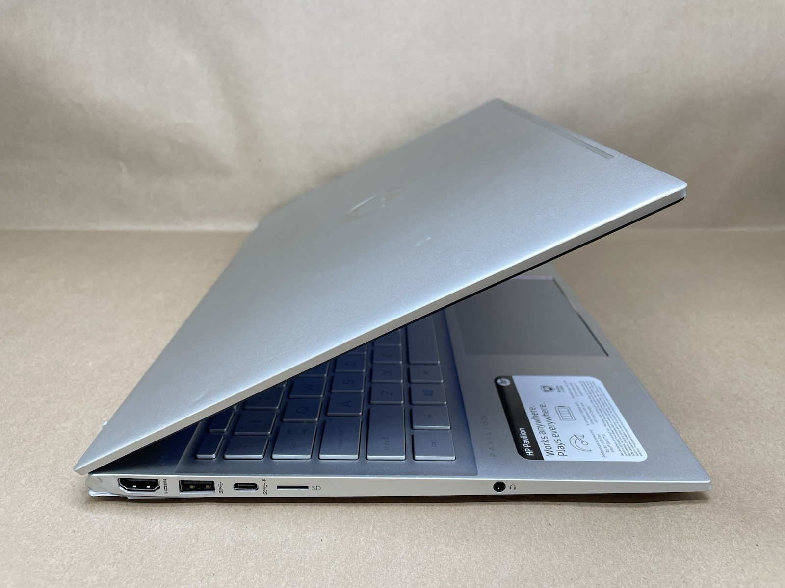HP Pavilion 15-eg0053cl 15.6″ i5-1135G7 @2.40GHz 12GB RAM 256GB SSD Win 11 Pro
