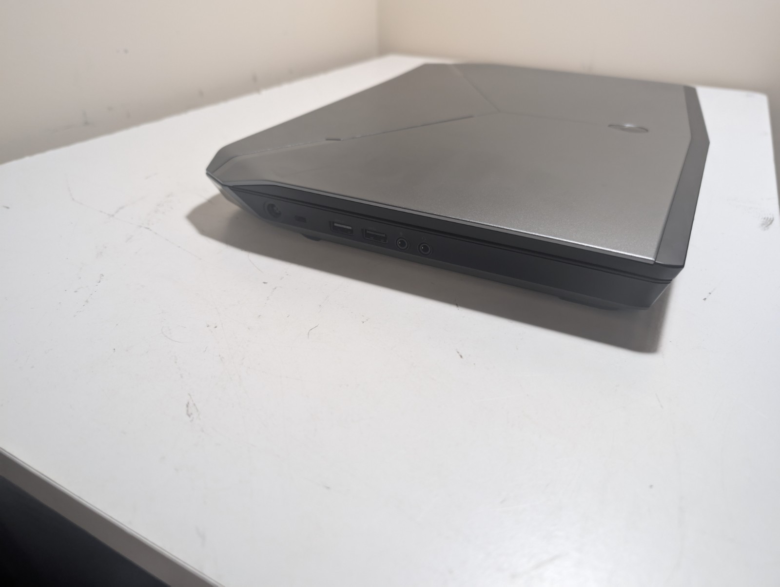 Dell Alienware 15 R2 i7-6700HQ 2.6GHz 16GB RAM 256GB SSD 970M
