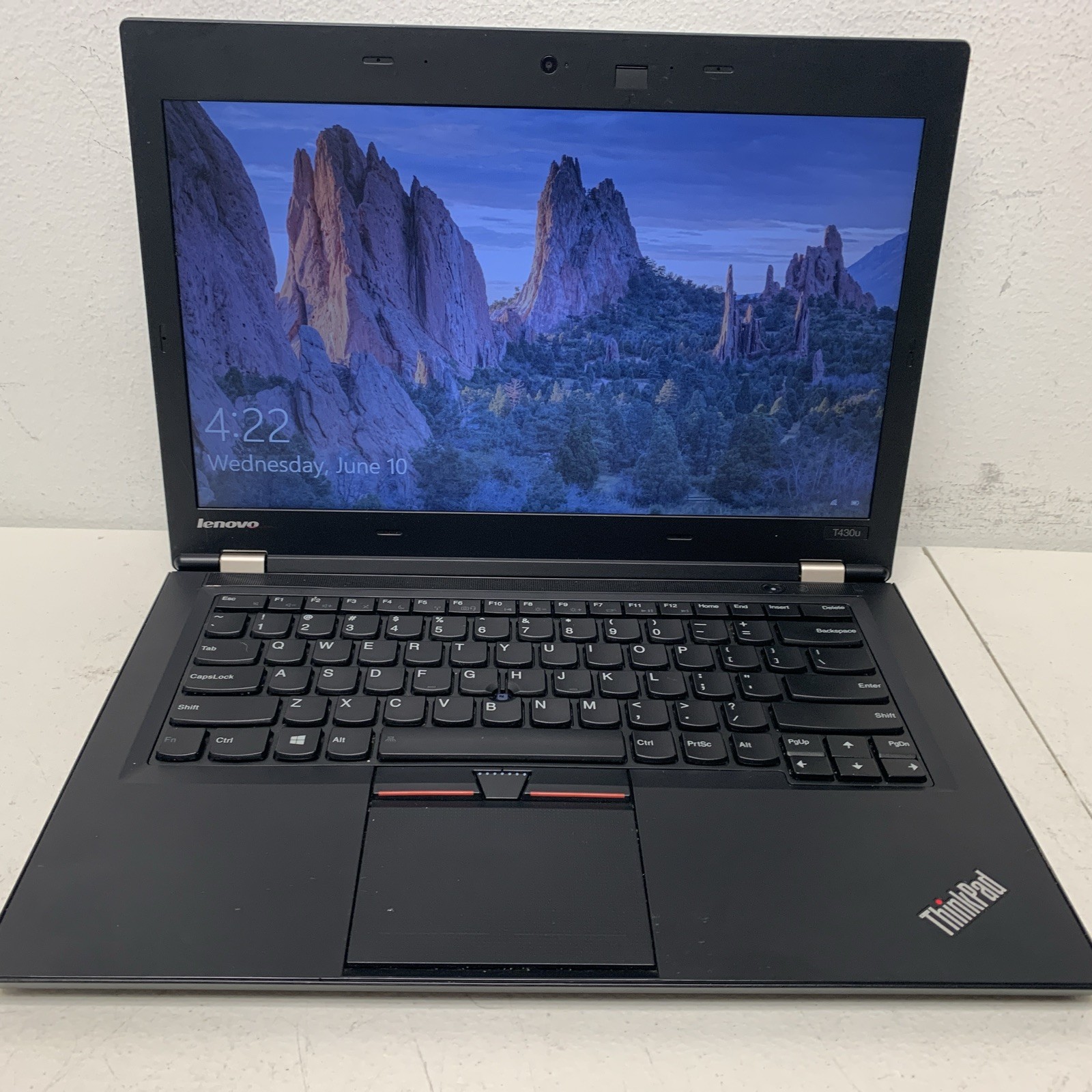 Lenovo ThinkPad T430U i5-3317U 1.70GHz 4GB Ram 120GB SSD windows 10 Need Battery