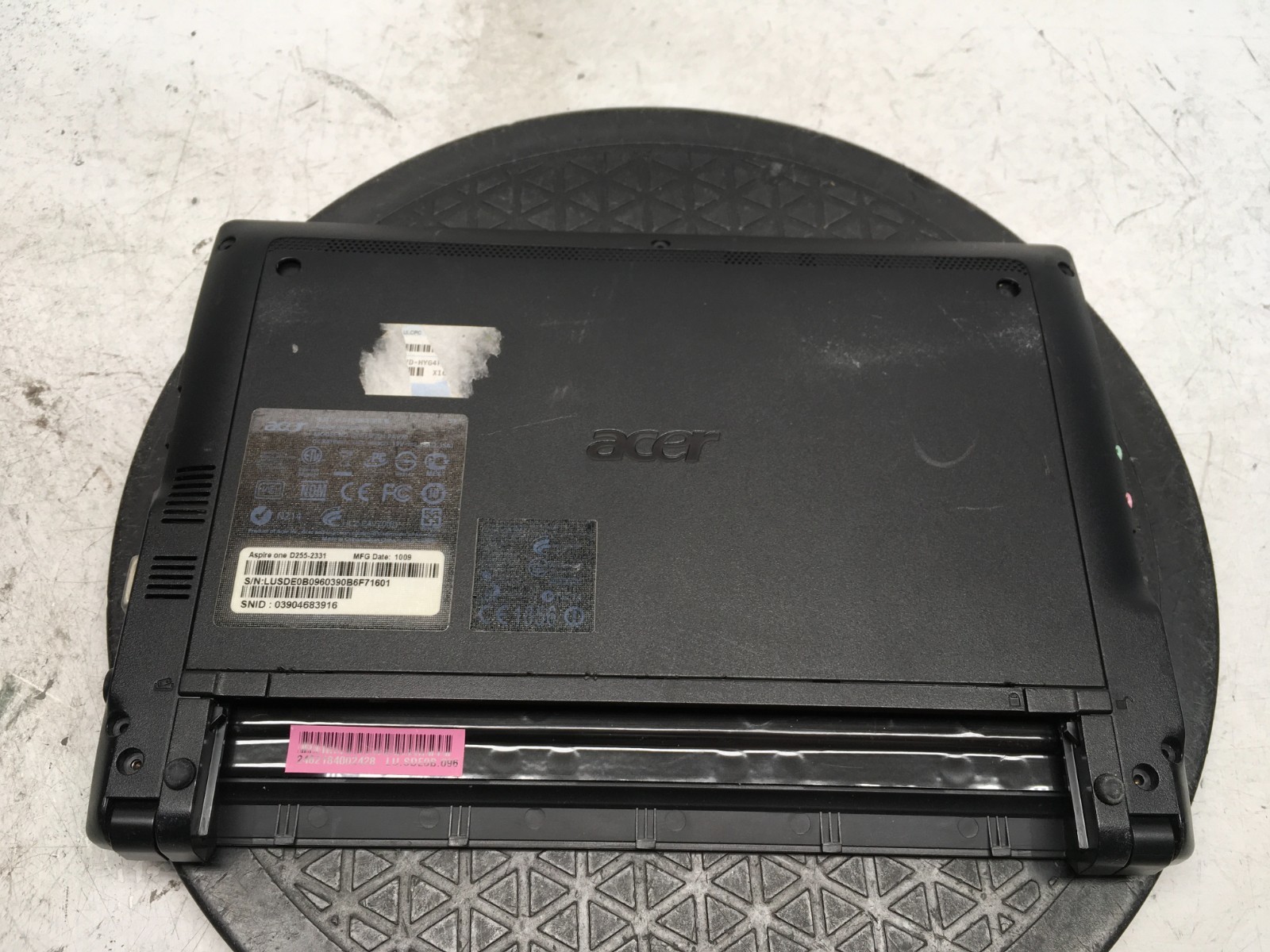 Acer Aspire One D255-2331 Intel Atom N450 1.66GHz 1 GB NO HDD