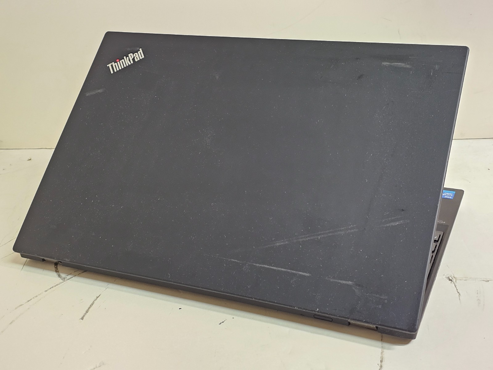 Lenovo ThinkPad T15 Laptop – 2.6 GHz i5-1145G7 16GB 512GB 15.6″ Touchscreen SP10