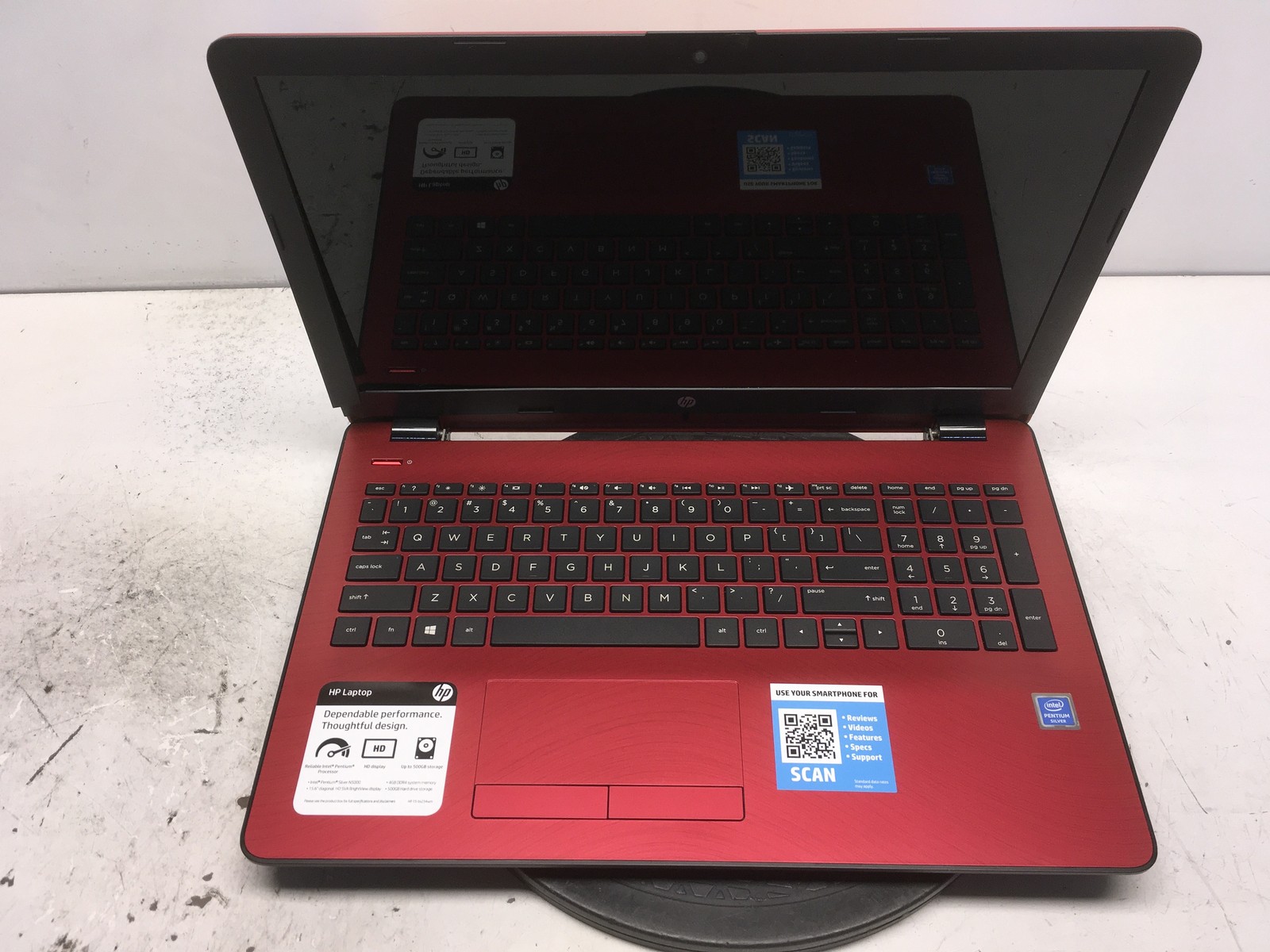 HP 15-BS234WM Intel Pentium Silver N5000 1.1GHz 4 GB NO HDD No Batt