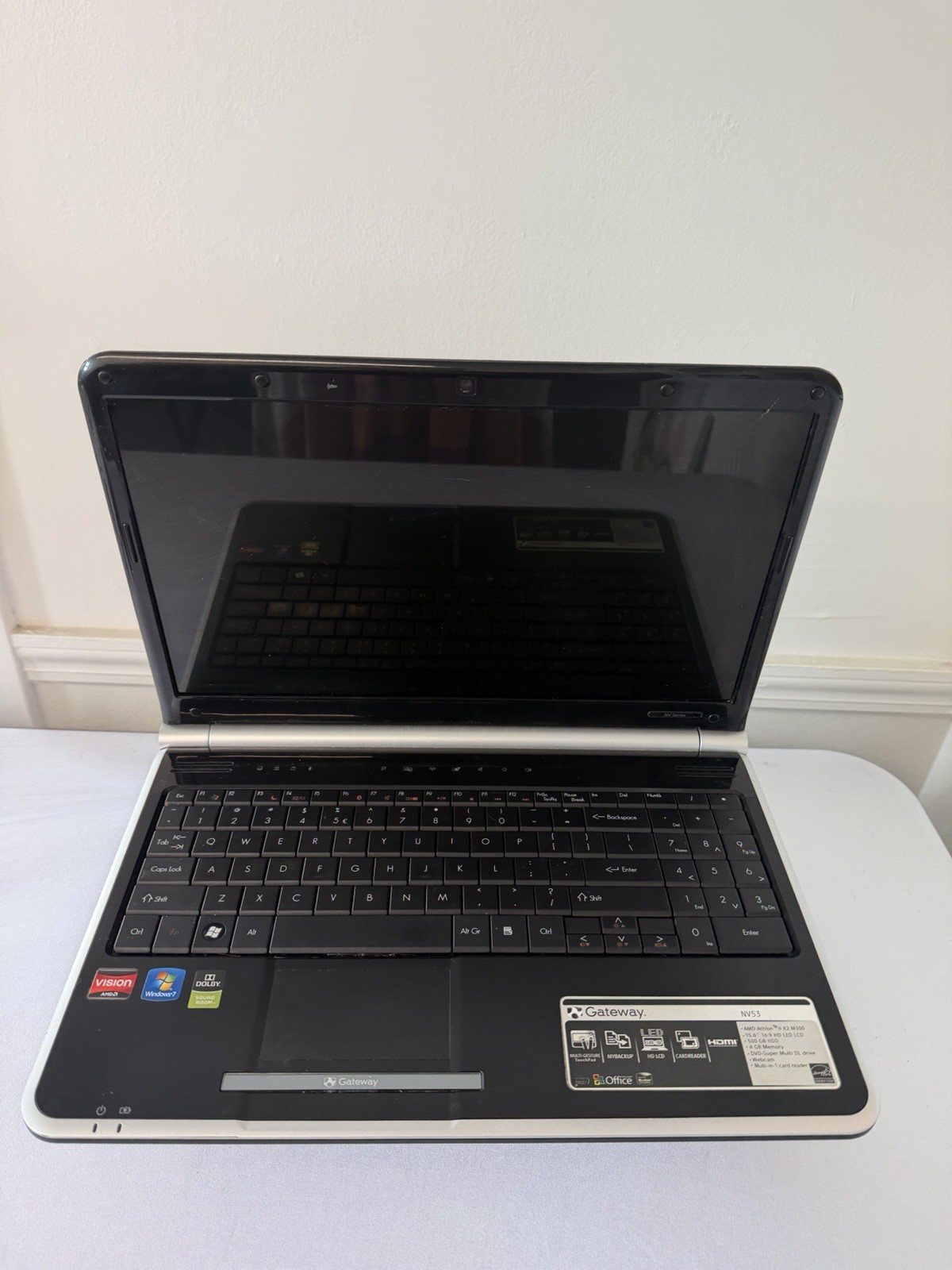 Gateway NV53-MS2285 Laptop – AMD Athlon II X2- M300 – RAM 2GB – Read Des