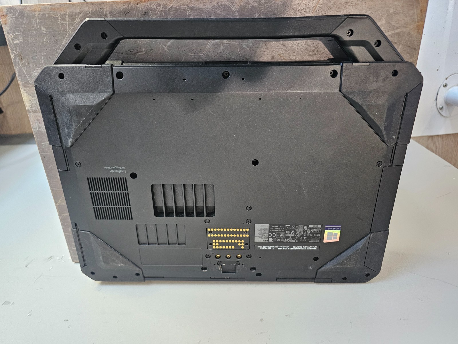 Dell Latitude 14 RUGGED 5414 14″ i5-6300u 8GB RAM 128GB SSD WINDOWS 11