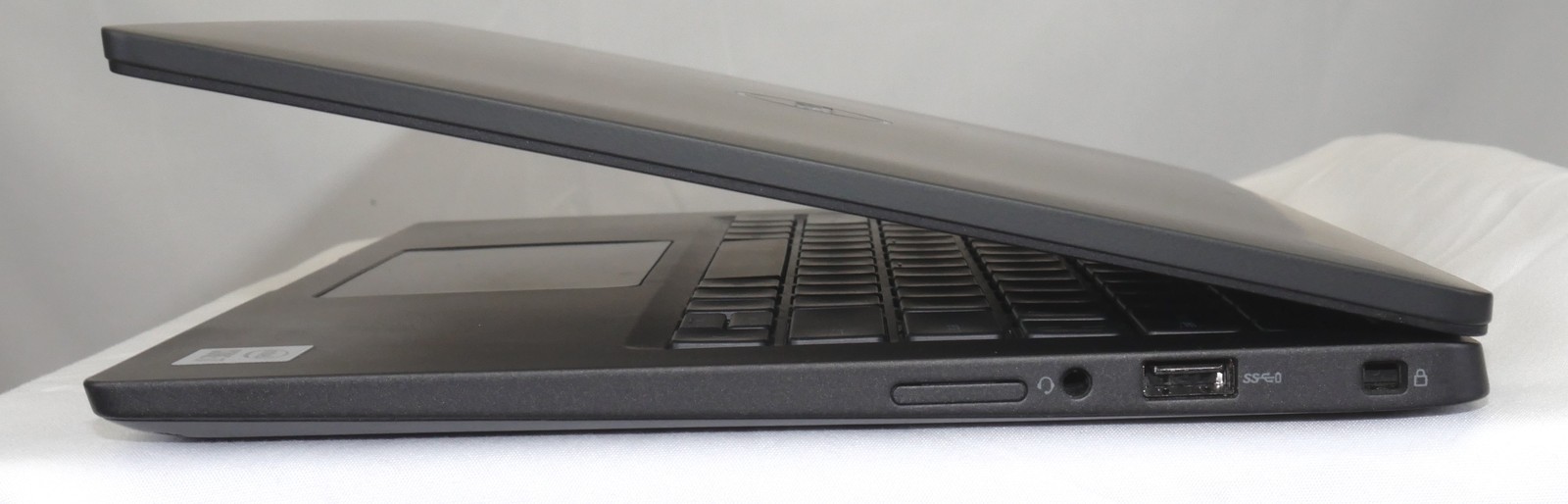 Dell Latitude 7310 13.3″ i7-10610U 1.80GHz 32GB RAM 512GB M2 NVMe Win11Pro No Ac