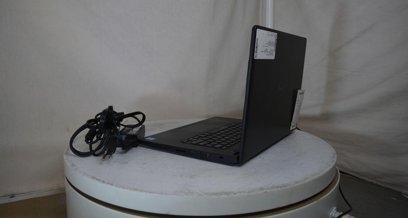 Dell Latitude 3460 14″ Laptop Intel Core i3-5005U 2GHz 8GB 256GB