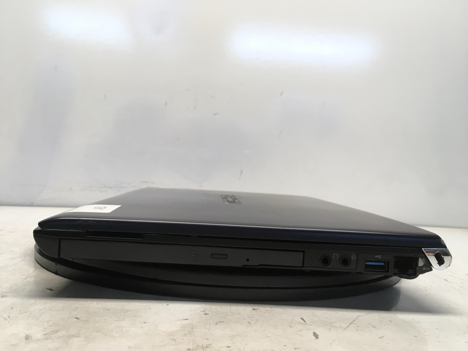 Toshiba Portege R835-P50X Intel i3-2310M 2.1GHz 4 GB NO HDD