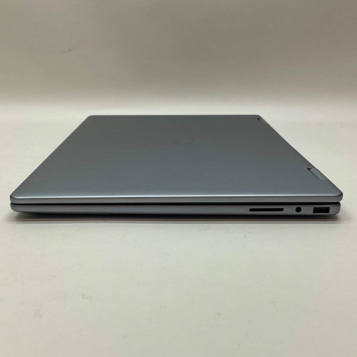 Dell Inspiron 16 7640 2-IN1 16″ Core Ultra 5 125U 3.6GHz 16GB RAM 512GB SSD