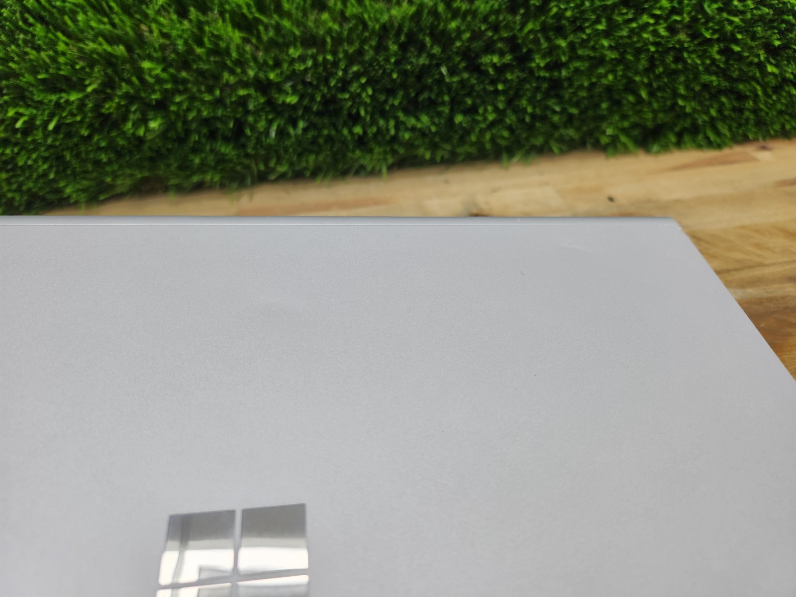 Microsoft Surface Book 2 13.5″ 3K Touch i7-8650U 16GB RAM 512GB SSD GTX 1050 ~