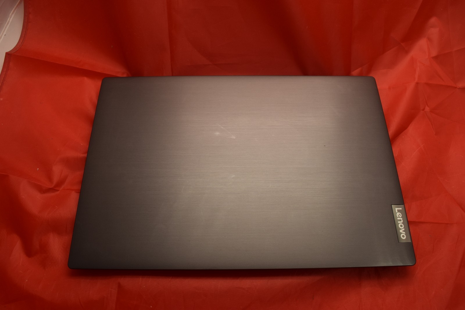Lenovo V15-IIL Intel Core i5-1035G1 / 8GB RAM / 512 GB SSD/ 1.00Ghz/W11p