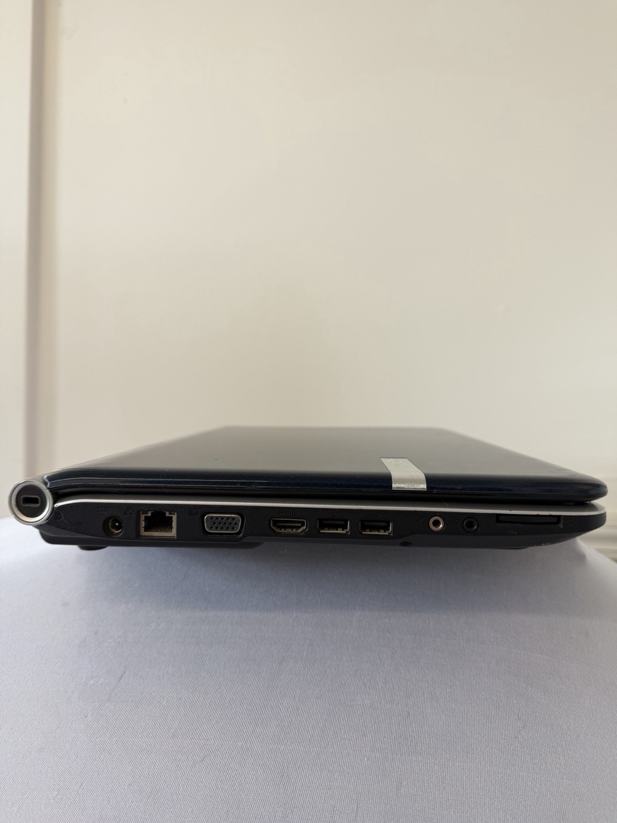 Gateway NV53-MS2285 Laptop – AMD Athlon II X2- M300 – RAM 2GB – Read Des