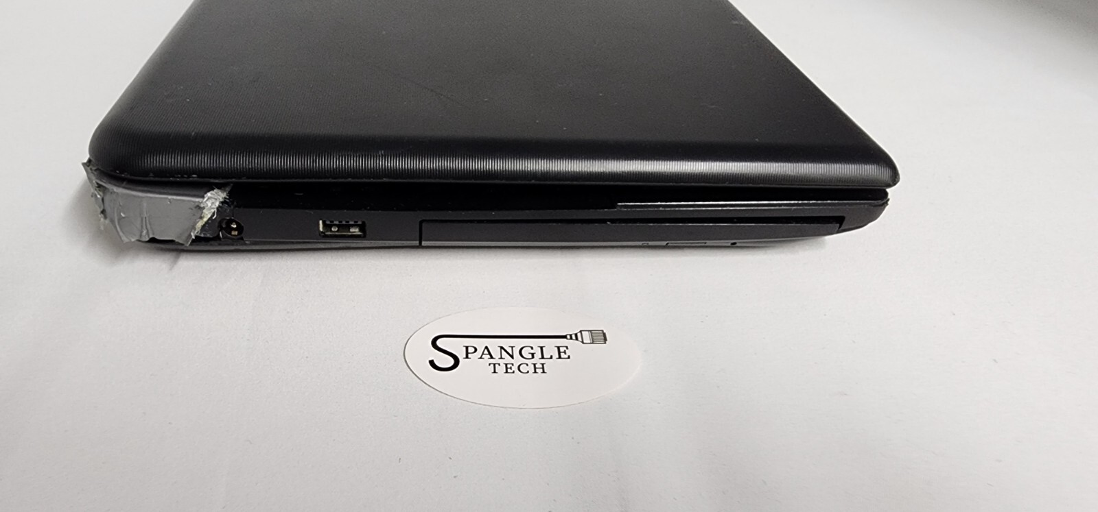 Toshiba Satellite C55-A5105 / Intel Celeron N2820 @ 2.13GHz / Read – AS-IS