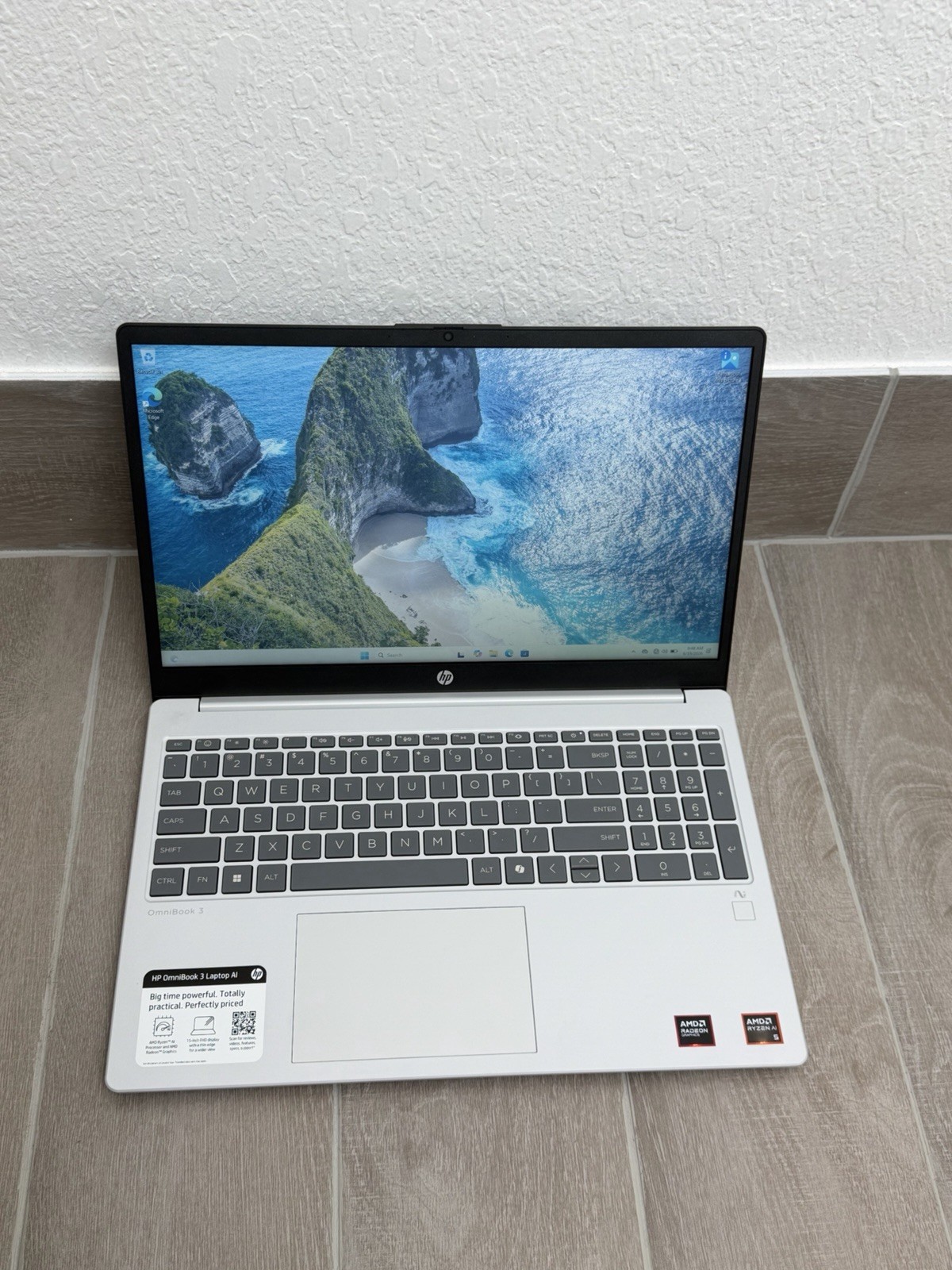 HP Omnibook 3 15-FN0661NR 15.6″ Ryzen Al 5 340 8GB RAM 512GB NVMe SSD Win-11