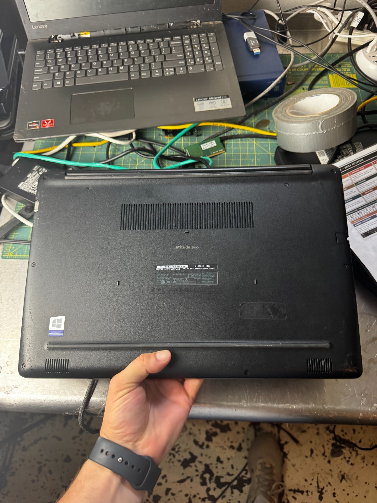 Dell Latitude 3500 15.6″ FHD i5-8265U 8gb Ram 256gb SSD W11 Pro *READ #6220