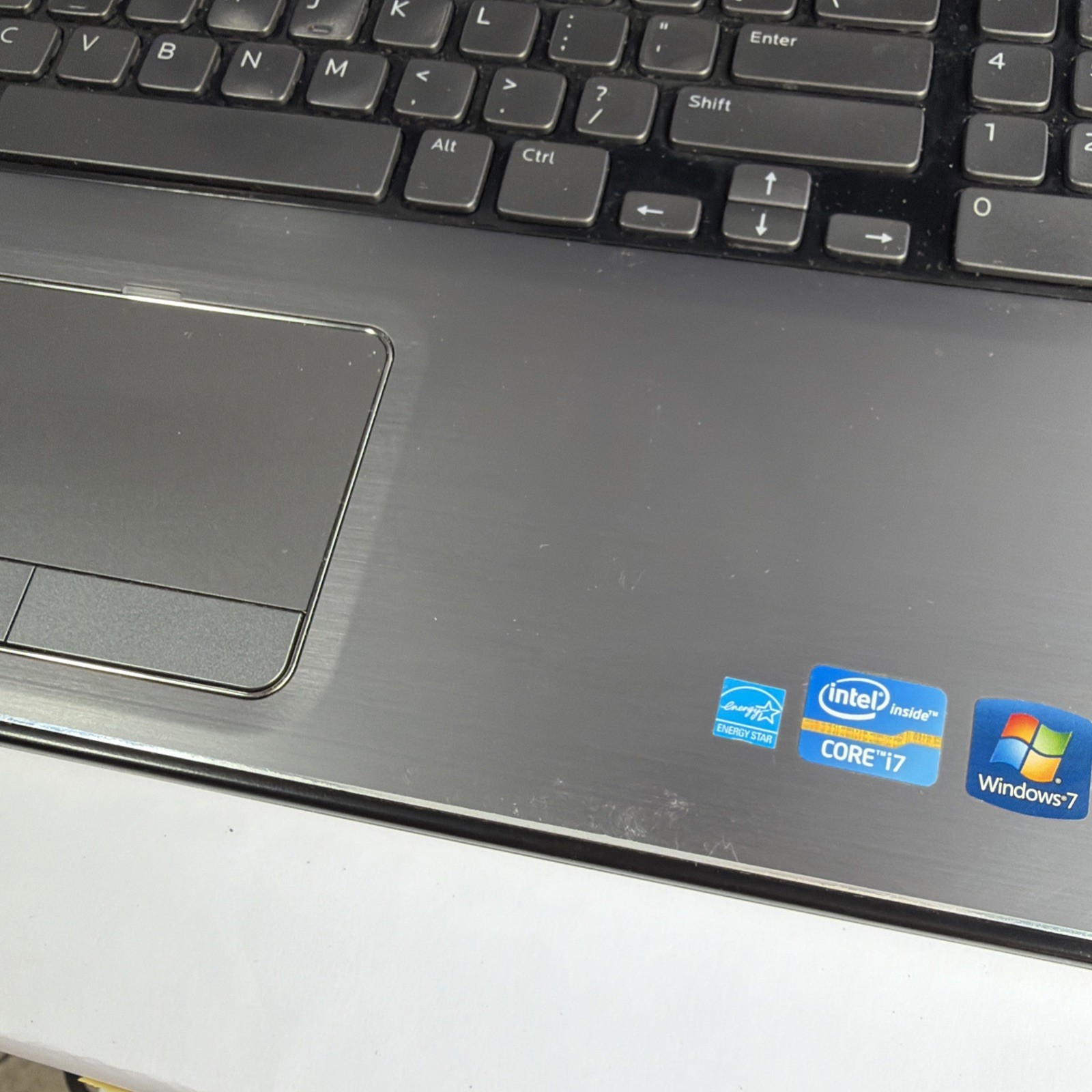 Dell XPS L702X 17.3” Laptop i7-2630QM, GT 550M, 8GB DDR3, Blueray Drive, Win 10