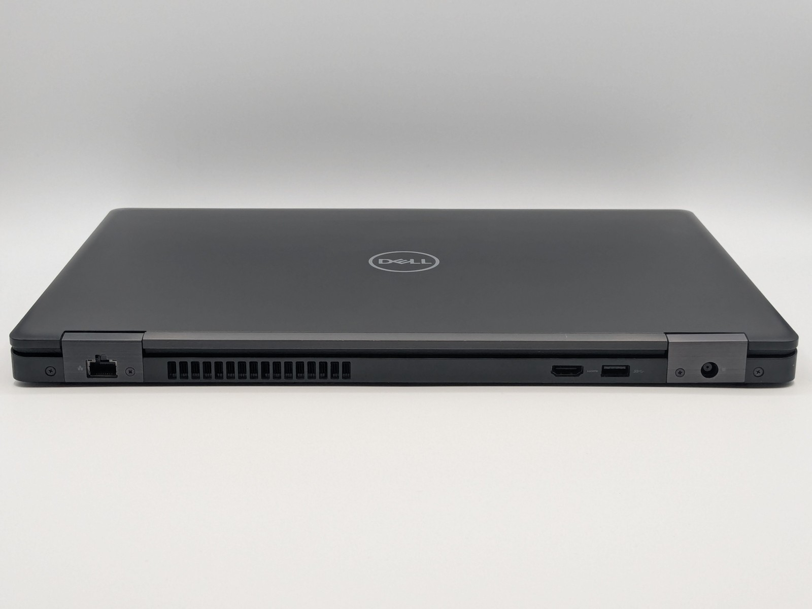 Dell Precision 3530 15″ FHD I5-8400H 1TB SSD 16GB W11P Quadro P600 Webcam