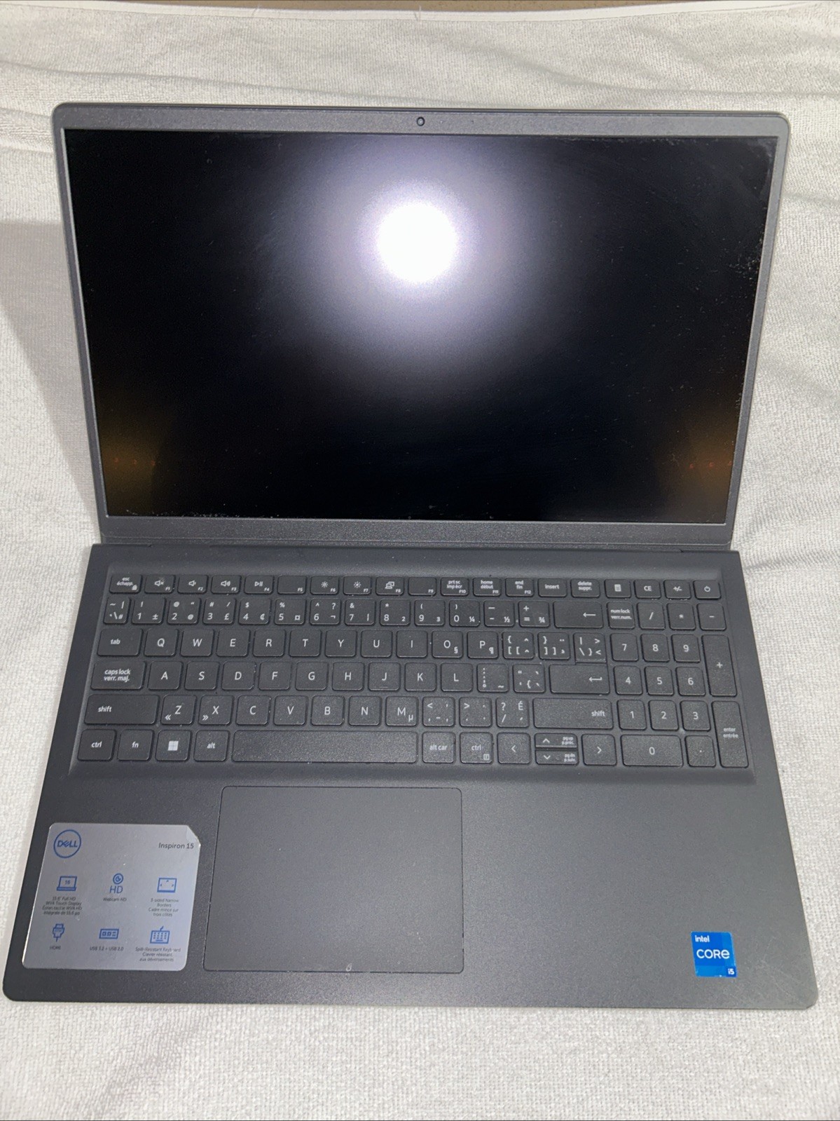 Dell Inspiron 3511 15.6″ (256GB SSD, Intel Core i5 11th Gen., 3.60 GHz, 8GB)…