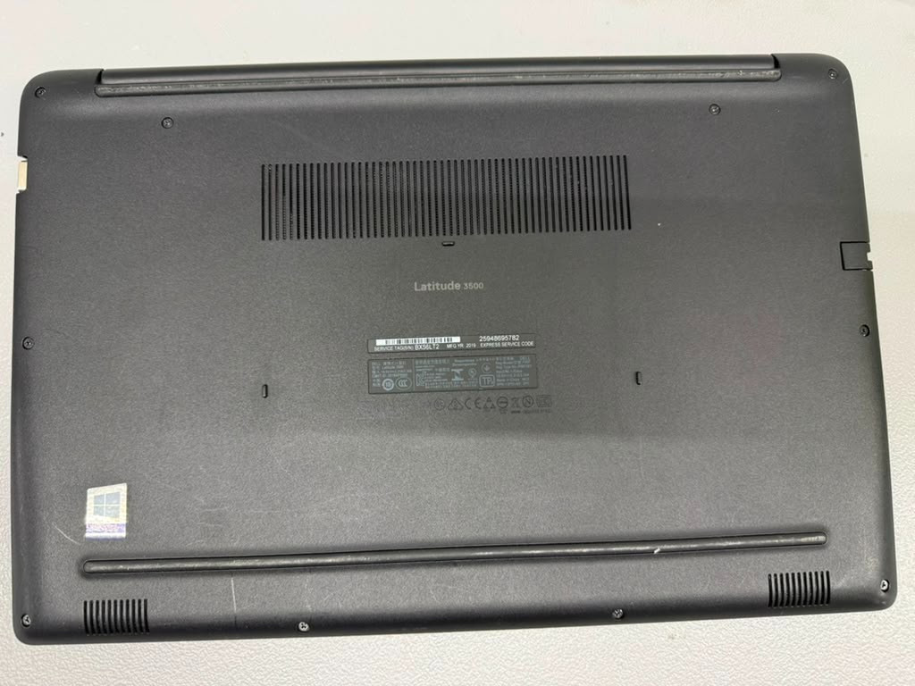 Dell Latitude 3500 15.6″ i5-8265U 8GB RAM No SSD Excellent Battery