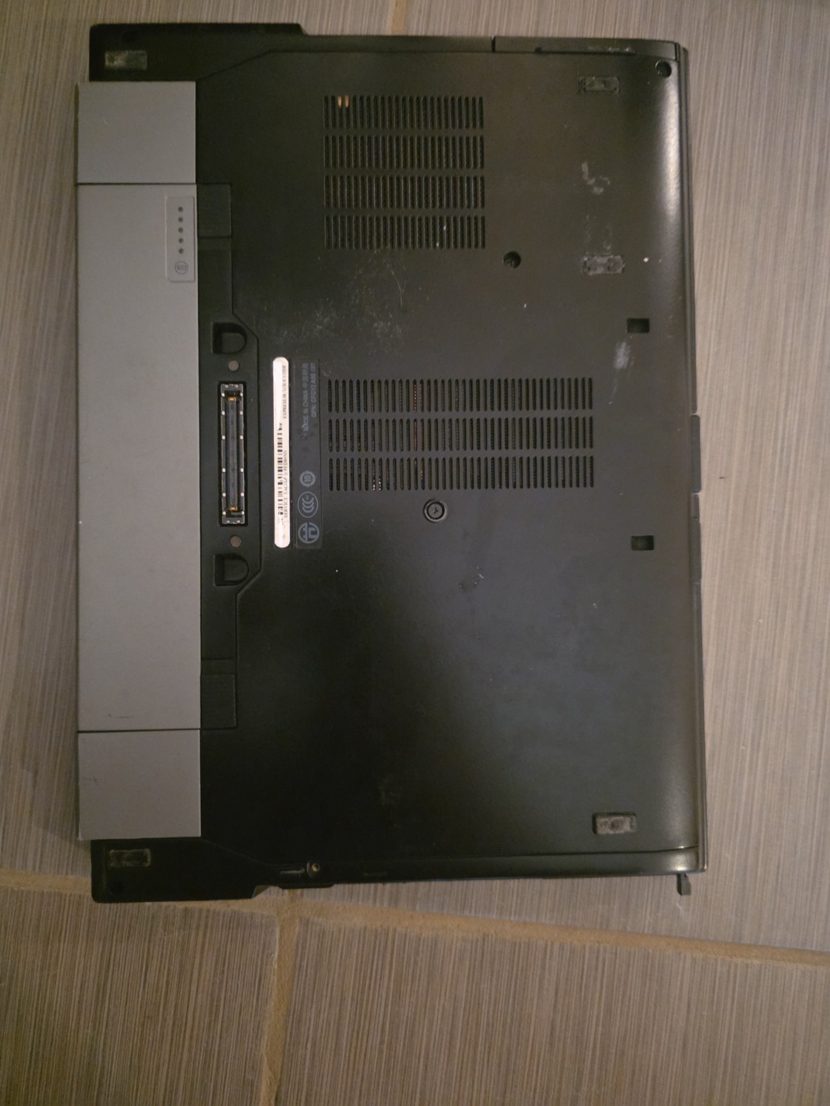 Dell Latitude E6410 14.1″ Laptop Core i5 2.4GHz 4GB RAM 160GB HDD DVD