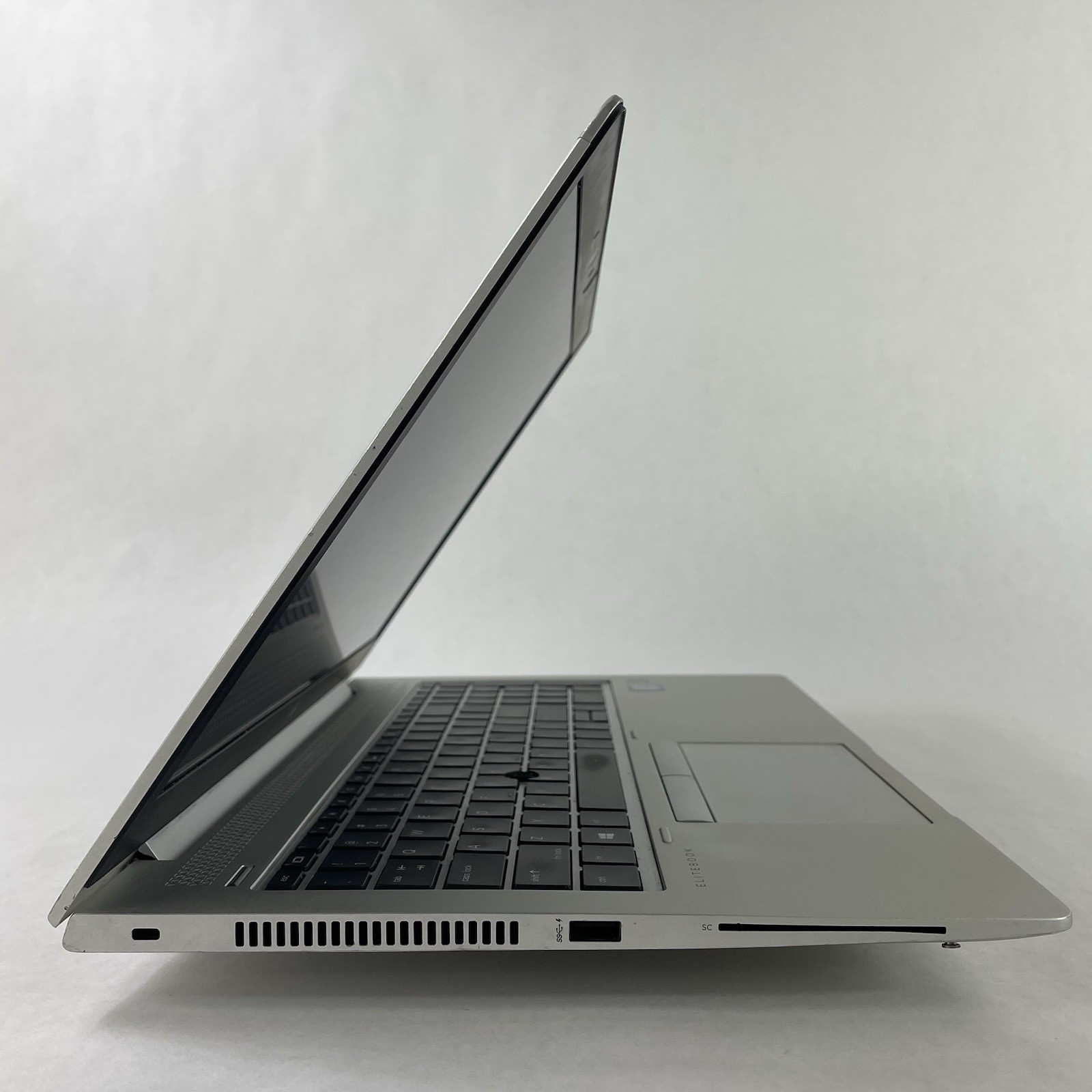 HP EliteBook 850 G6 15.6″ i5-8365U 1.60 GHz 8 GB RAM No SSD/OS/AC/Battery