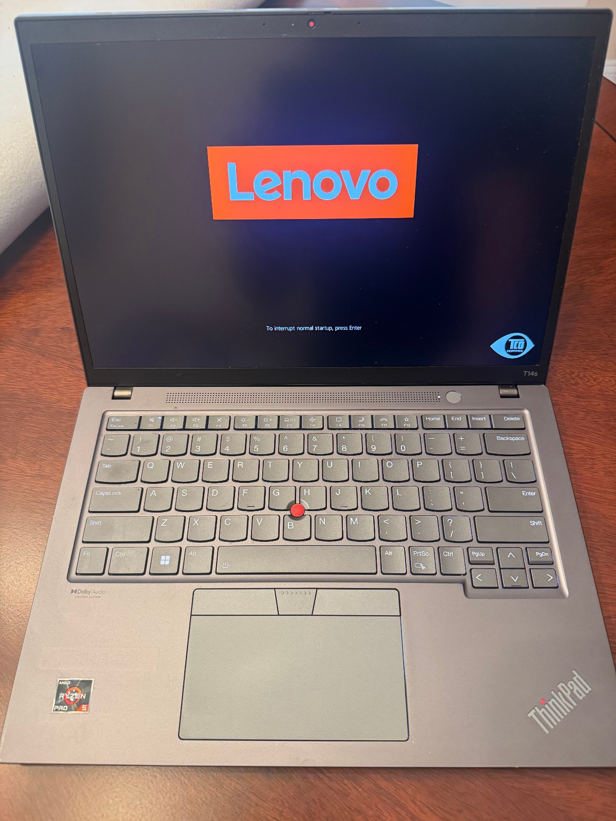 Lenovo Thinkpad T14s Gen3 8gb ram 256GB drive. Ryzen 5 Pro 6650U