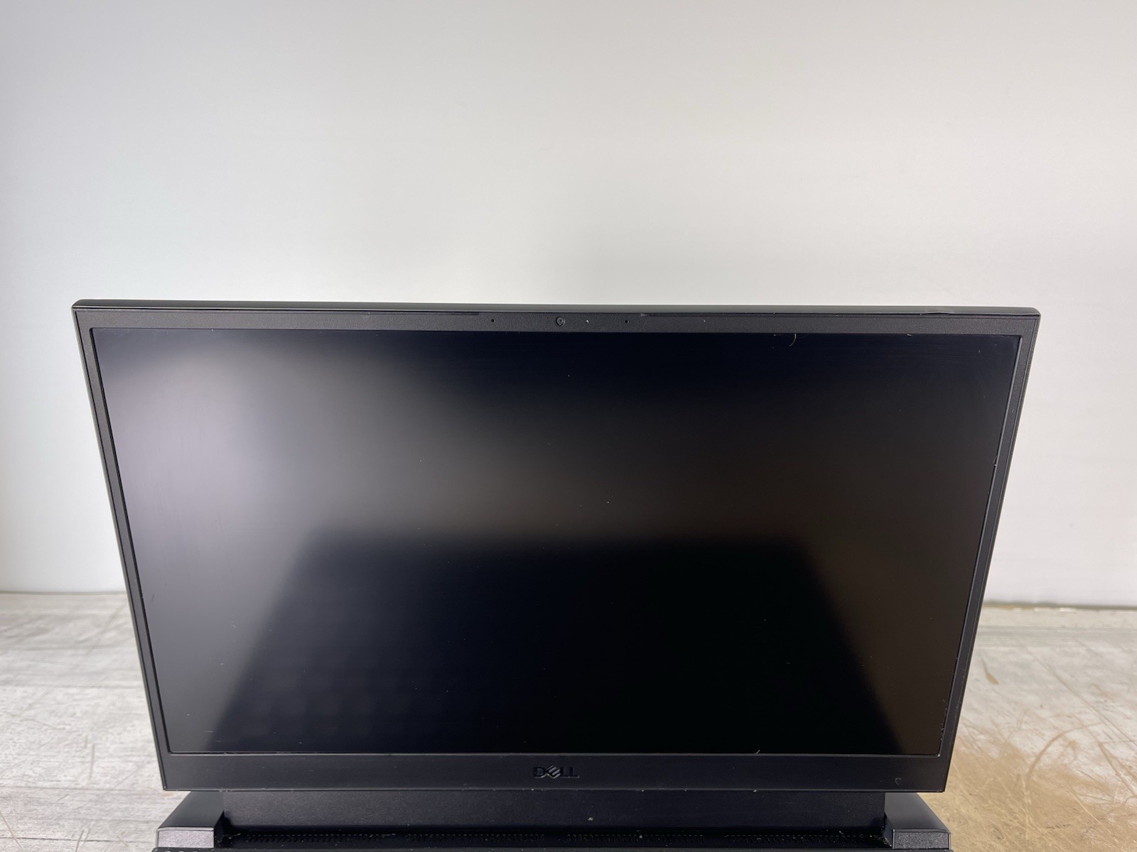 DELL G15 552I SPECIAL EDITION i9-12900H @ 1.8GHz, NO RAM/NO HDD/OS – (FOR PARTS)