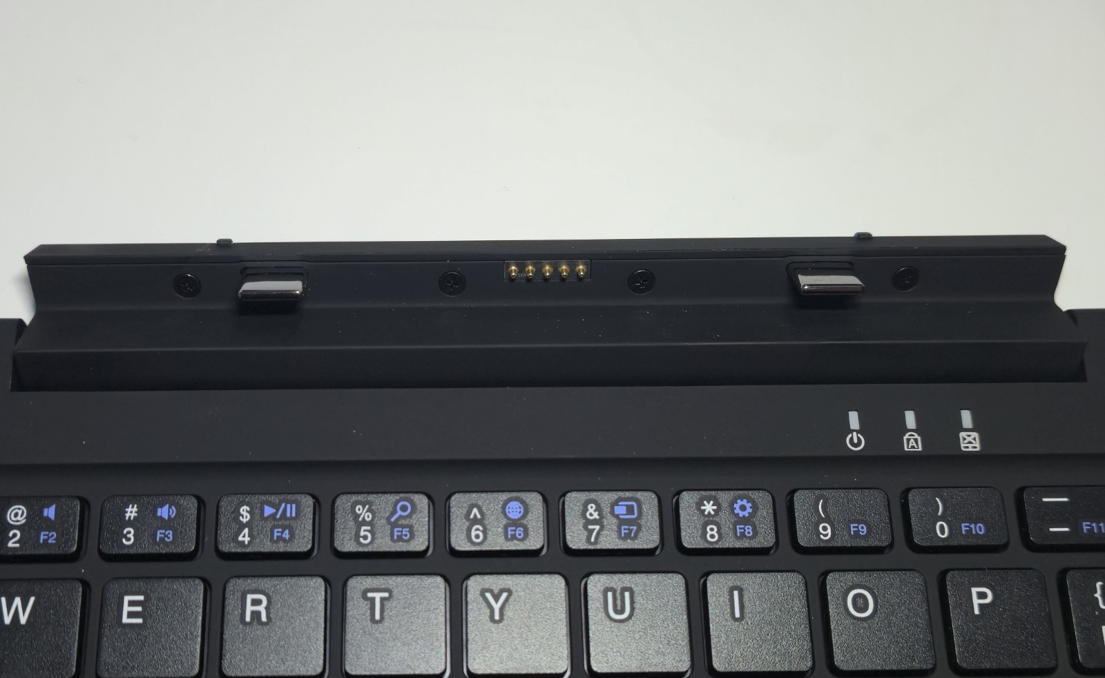 EVOO 10.1″ Tablet w/ Docking Keyboard, 32GB, Black, Dual Cameras, Needs Battery
