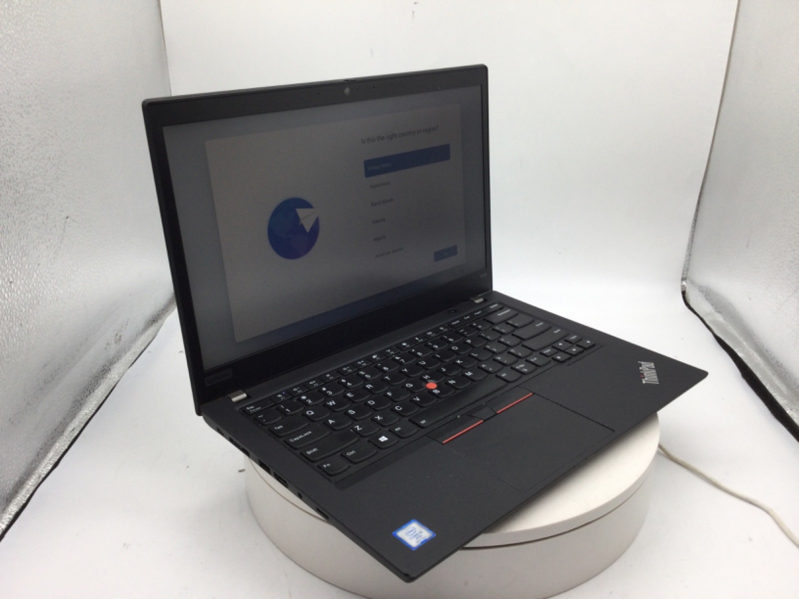 Lenovo ThinkPad T490 14″ Laptop i5-8365U 16GB RAM 256GB SSD Win11Pro Used READ