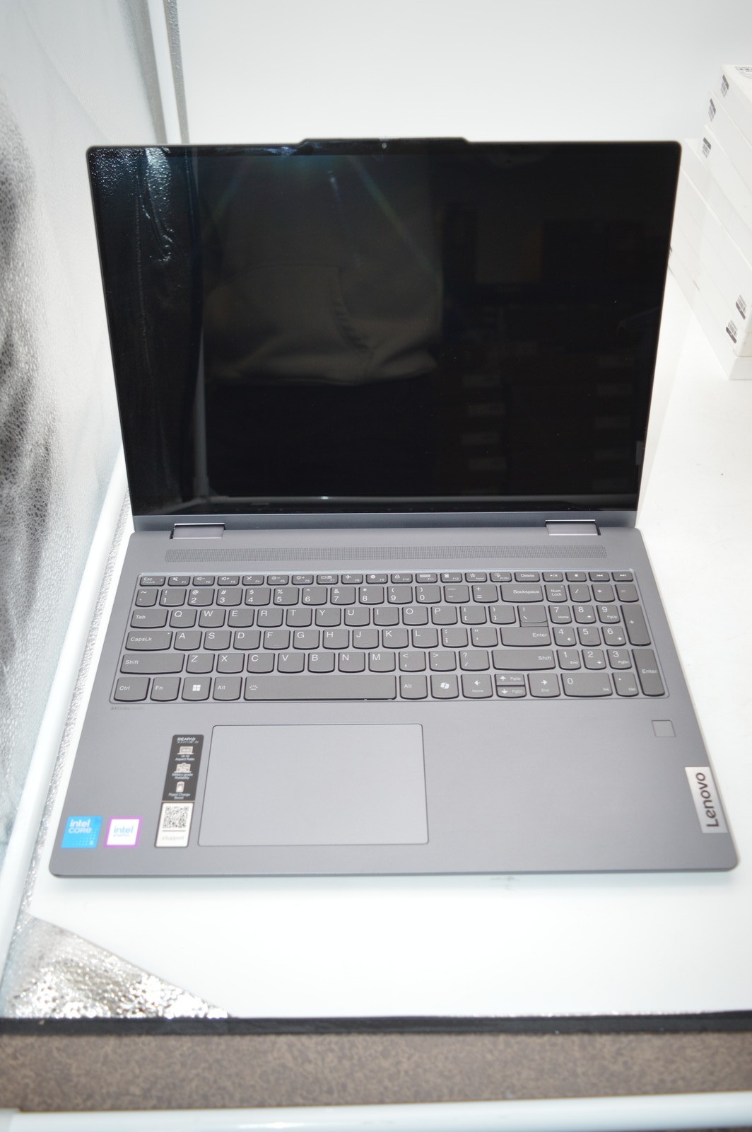 Lenovo IdeaPad 5 16″ Touch Intel Core 5 120U 1.4GHz 16GB 512GB SSD PC1309781
