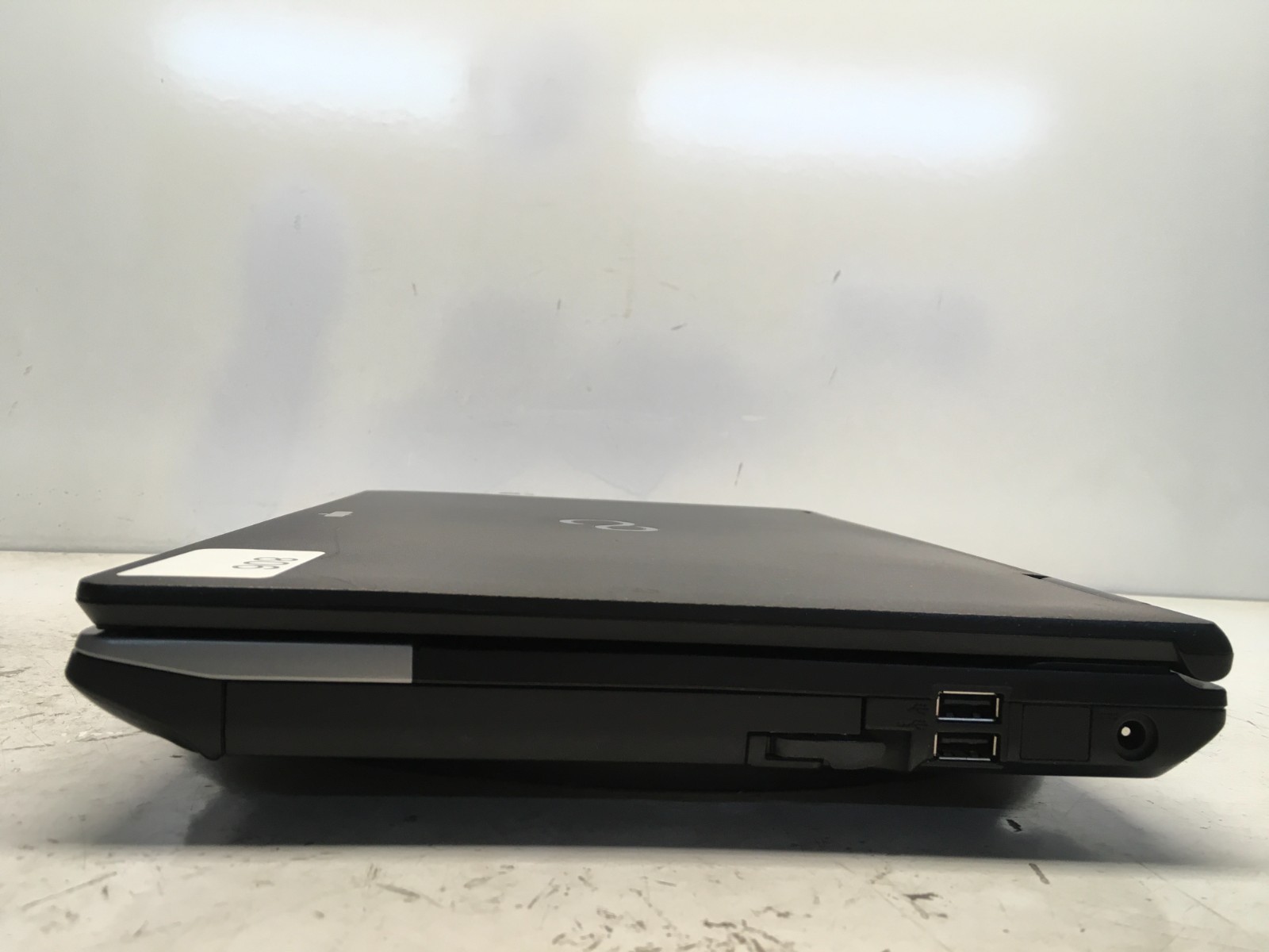 Fujitsu LifeBook E752 Intel i5-3340M 2.7GHz 4 GB NO HDD – READ