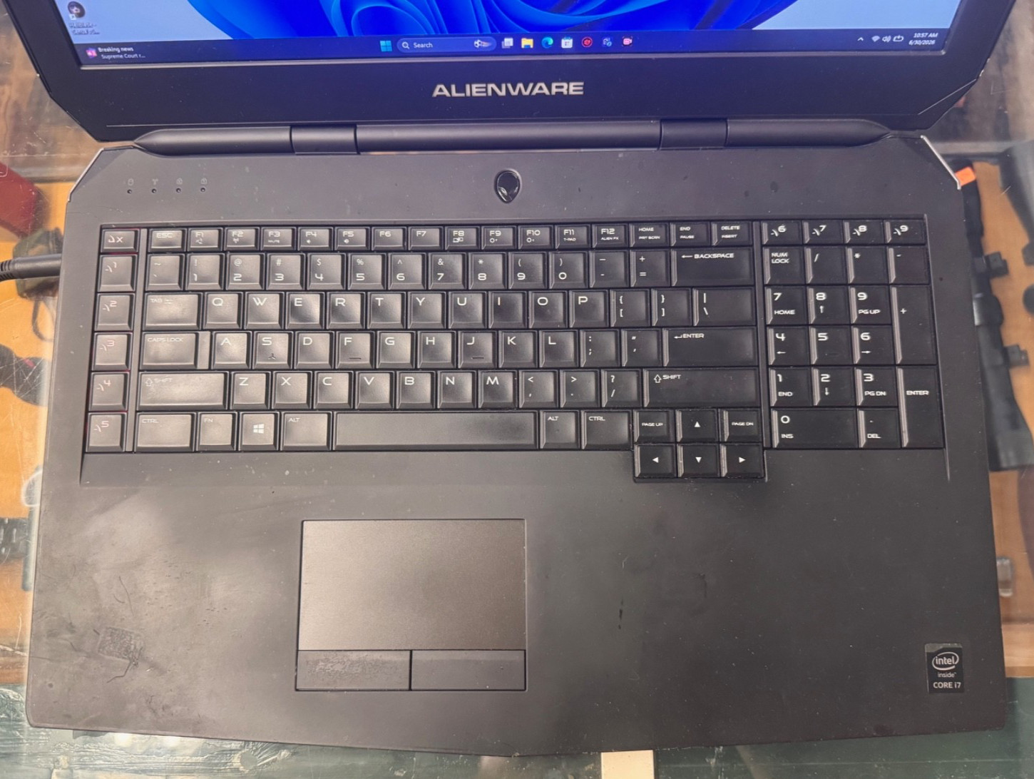 Alienware 17 R2 i7 P43F 930GB 16.0GB FOR PARTS OR REPAIR