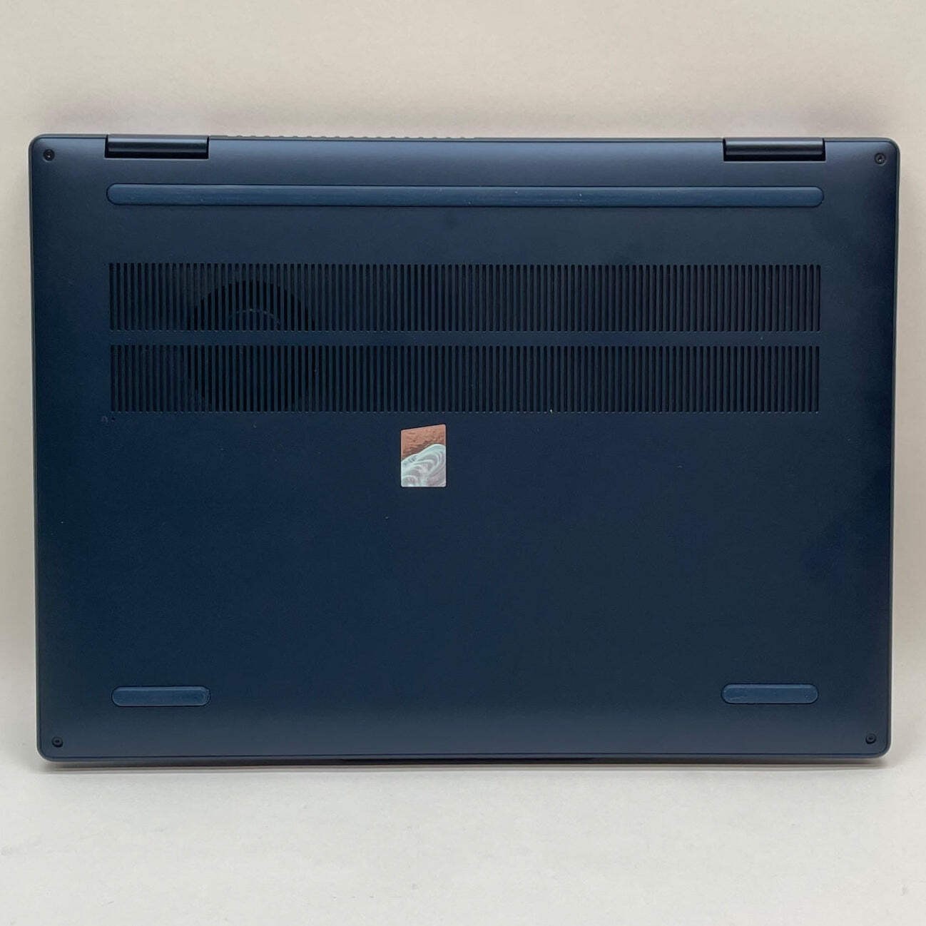 Lenovo IdeaPad 5 2-in-1 14AHP9 14″ Ryzen 7 8845HS 3.8GHz 16GB RAM 1TB SSD