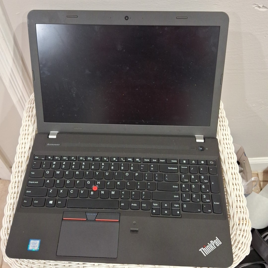 Lenovo ThinkPad E560X Laptop Black 2.3GHz Core i5, 4GB RAM 500GB HDD – For Parts