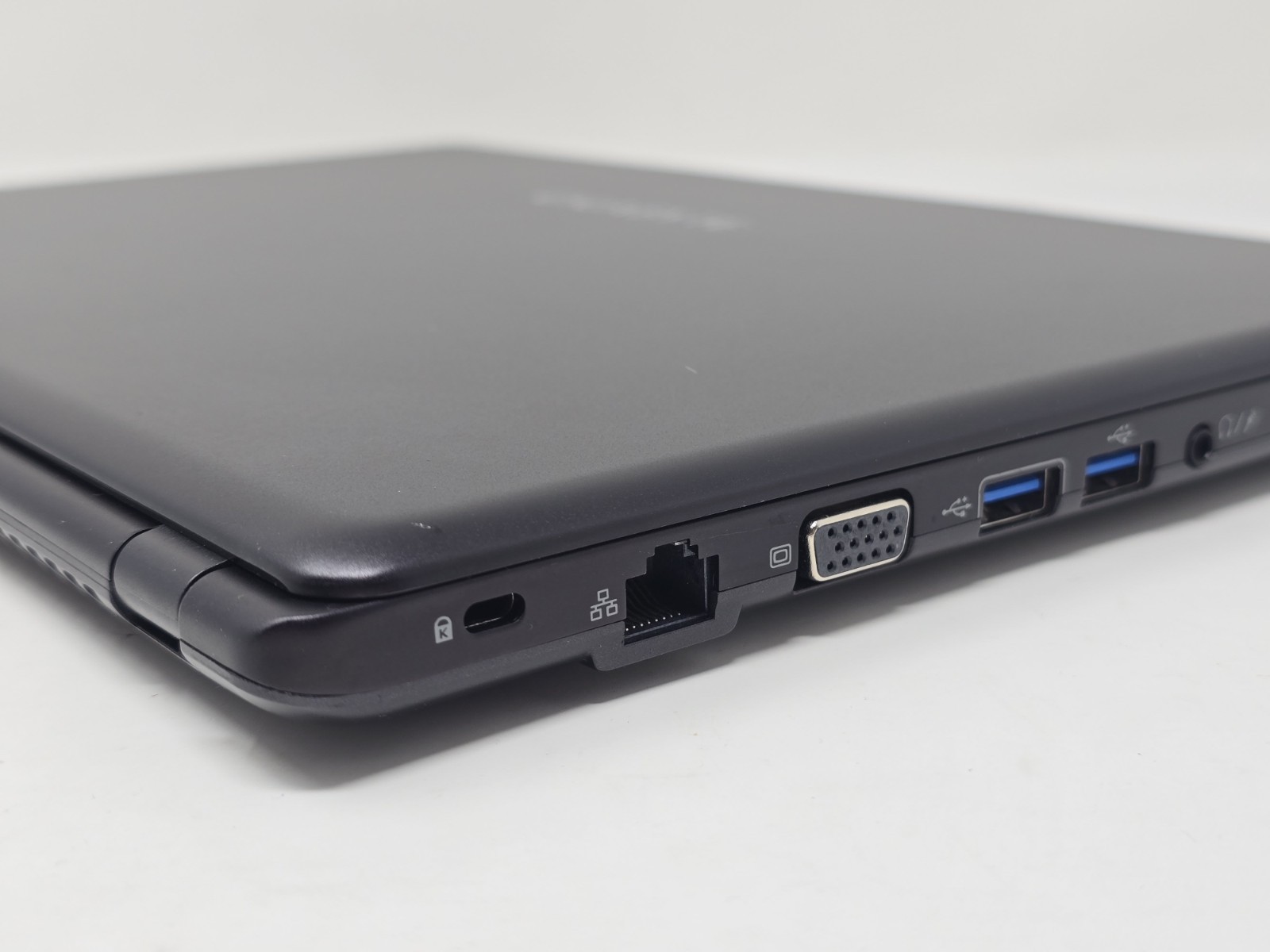 Gigabyte P34W V4 Gaming Laptop PC i7 GTX 970M 8GB RAM 128GB SSD 500GB HDD CIB