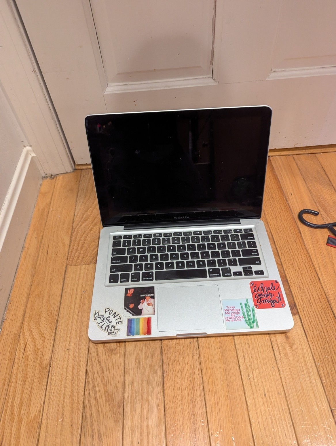 Apple Macbook pros from 2012-2017 3 units for parts not working