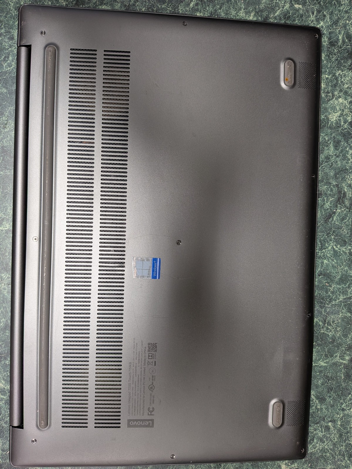 Lenovo Ideapad 720S-15IKB Laptop i7-7700HQ 16GB RAM 256GB SSD *READ