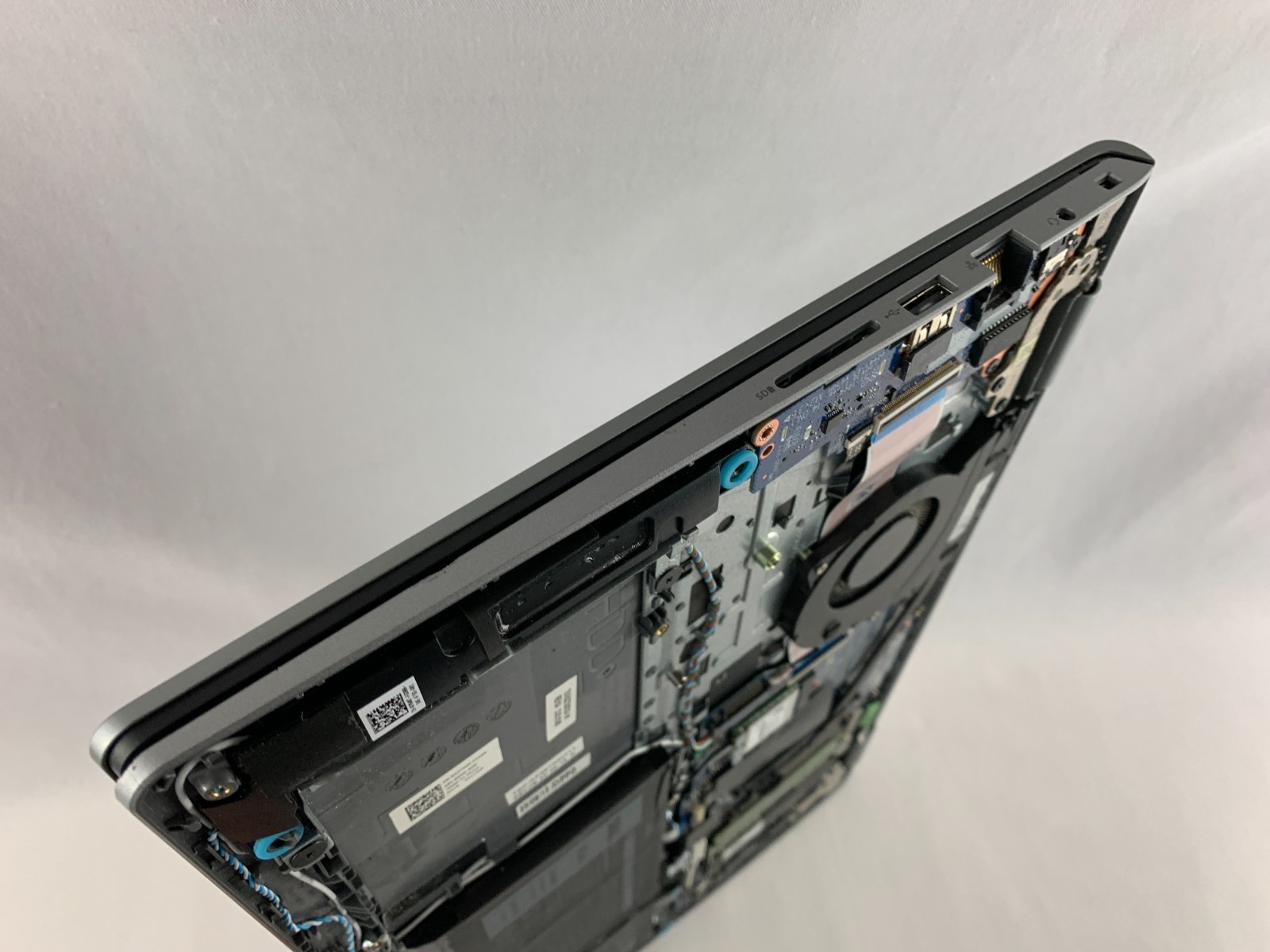 Dell Inspiron 15 3530 Laptop For Parts/Repairs No SSD/OS or Back Panel, No Power