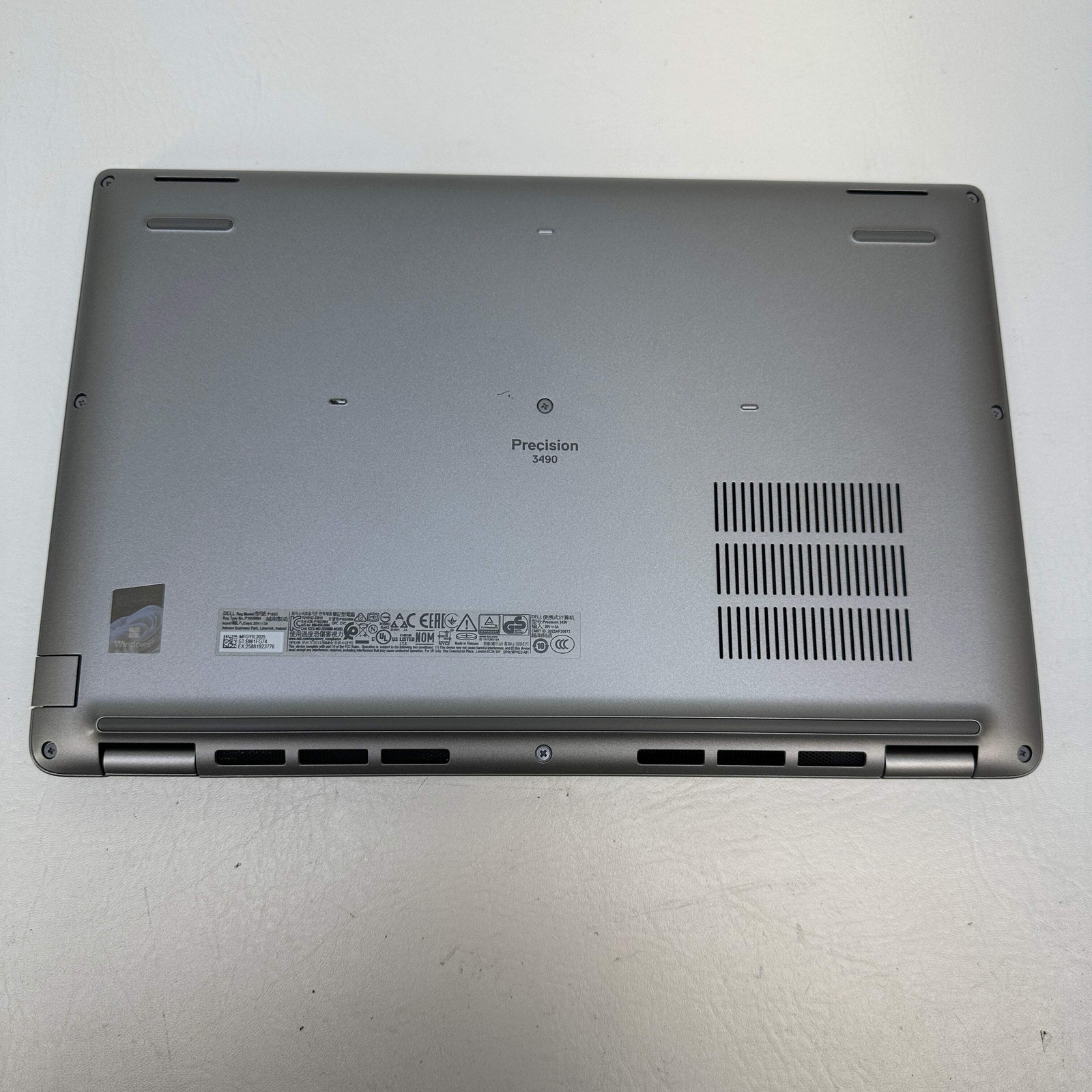 Dell Precision 3490 14″ Core Ultra 7 155H 3.8GHz 16GB RAM 256GB SSD
