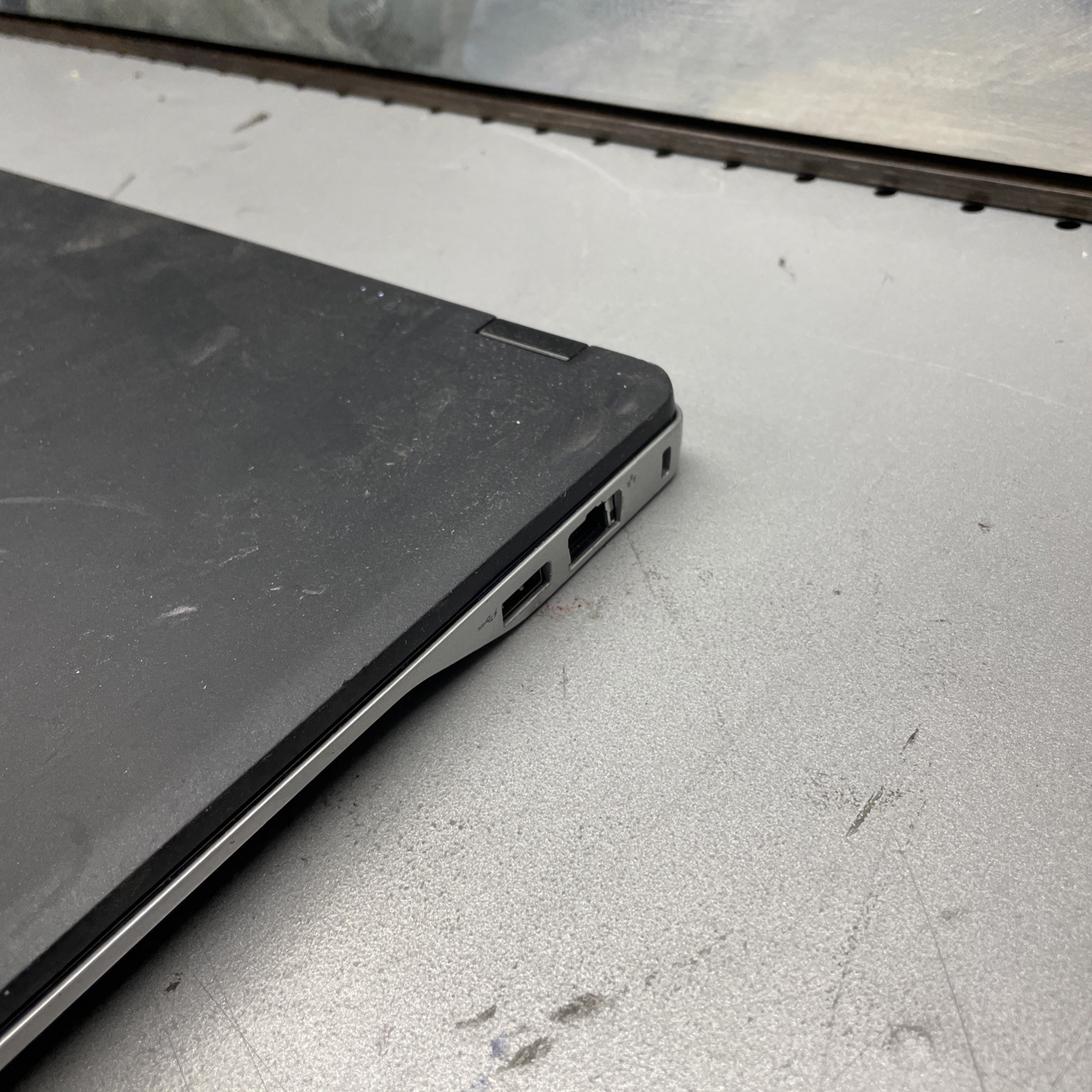 Dell Latitude 6430u Intel i5-3437u Win 10 257GB SSD 6GB Ram