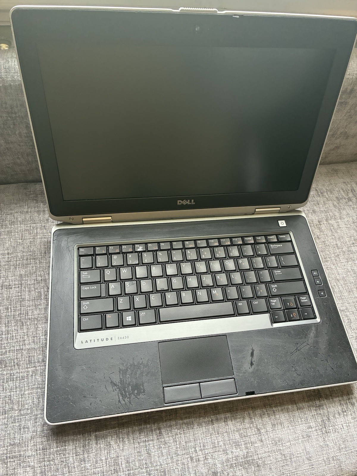Dell Latitude E6430 14″ Laptop Windows 10 Pro Built-in Webcam Charger Included