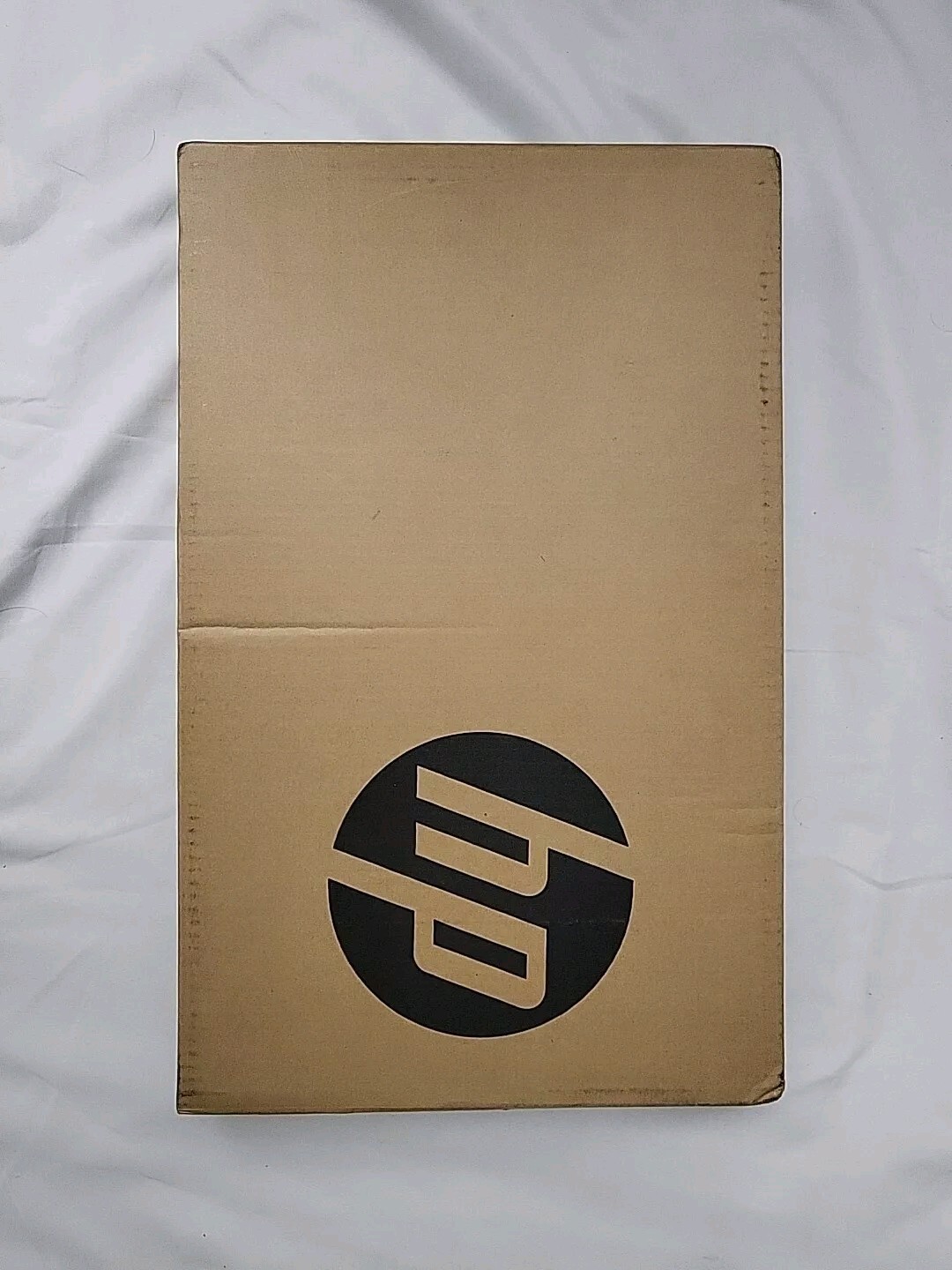 HP 15-fc0013od 15.6″ FHD Laptop Ryzen 3 7320U 2.4 GHz 8GB LPDDR5 256GB SSD New