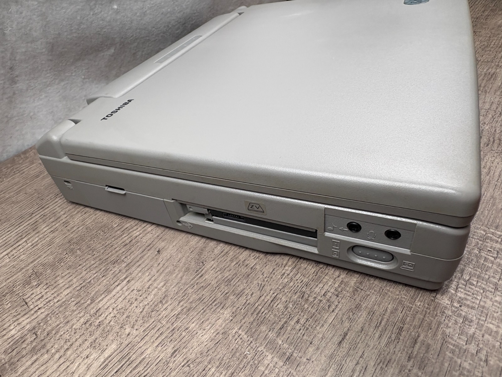 Toshiba Satellite Pro 435CDS Laptop PA1230U + FDD Attachment (Read Desc.)