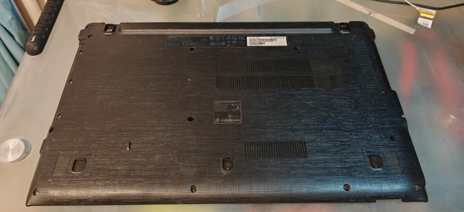 ACER F5-572 E5-573 E5-574 F5-571 SCOCCA INFERIORE BOTTOM CASE TFQ3UZRTBAT