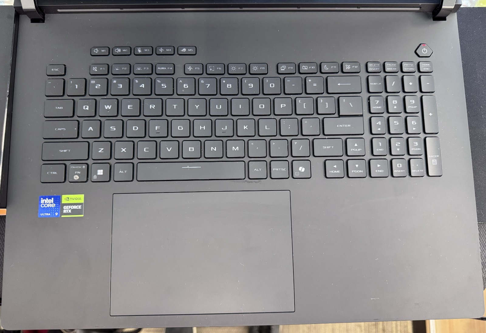 ASUS ROG STRIX SCAR G18 G835L INTEL ULTRA 9 5080 275HX, 32GB DDR5, 2TB SSD