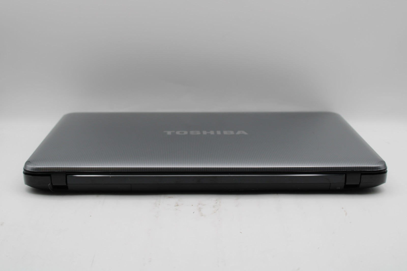 Toshiba Satellite L855-S5405 i3-3120M @ 2.5 GHz 4GB RAM No SSD No OS