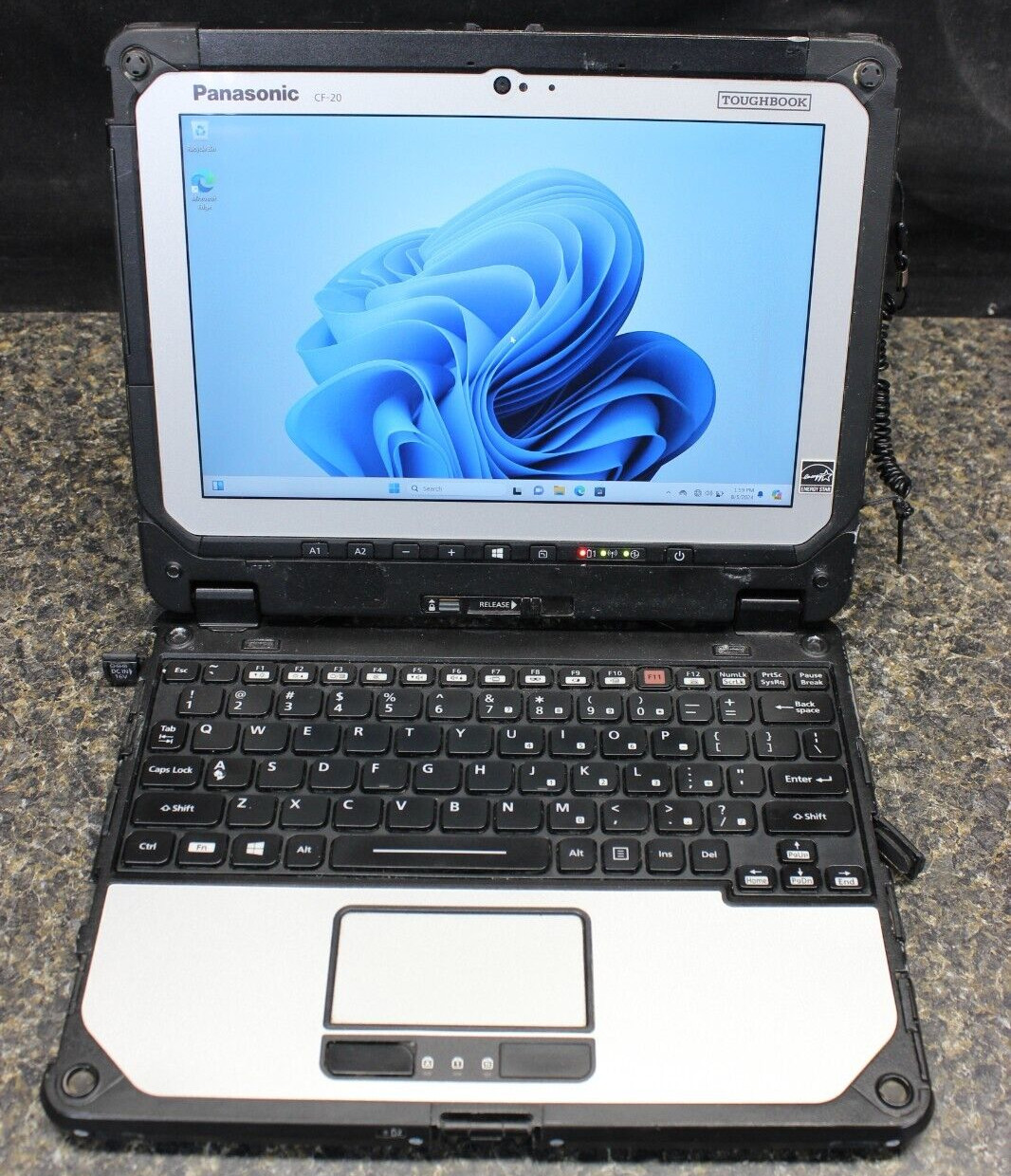 Panasonic CF-20-1 M5-6Y57 Toughbook 256GB M.2 SSD-8GB DDR3 Win11Pro- Touchscreen