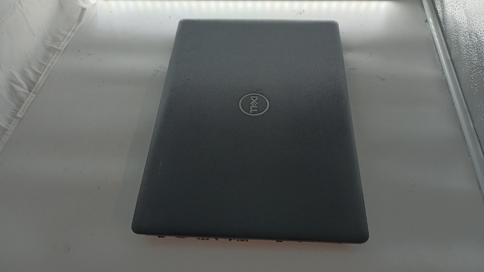 81301 Latitude3590 w/charger.I5- 8250U.8GB.128GB M.2.15.6″FHD.W11 Pro.Nice