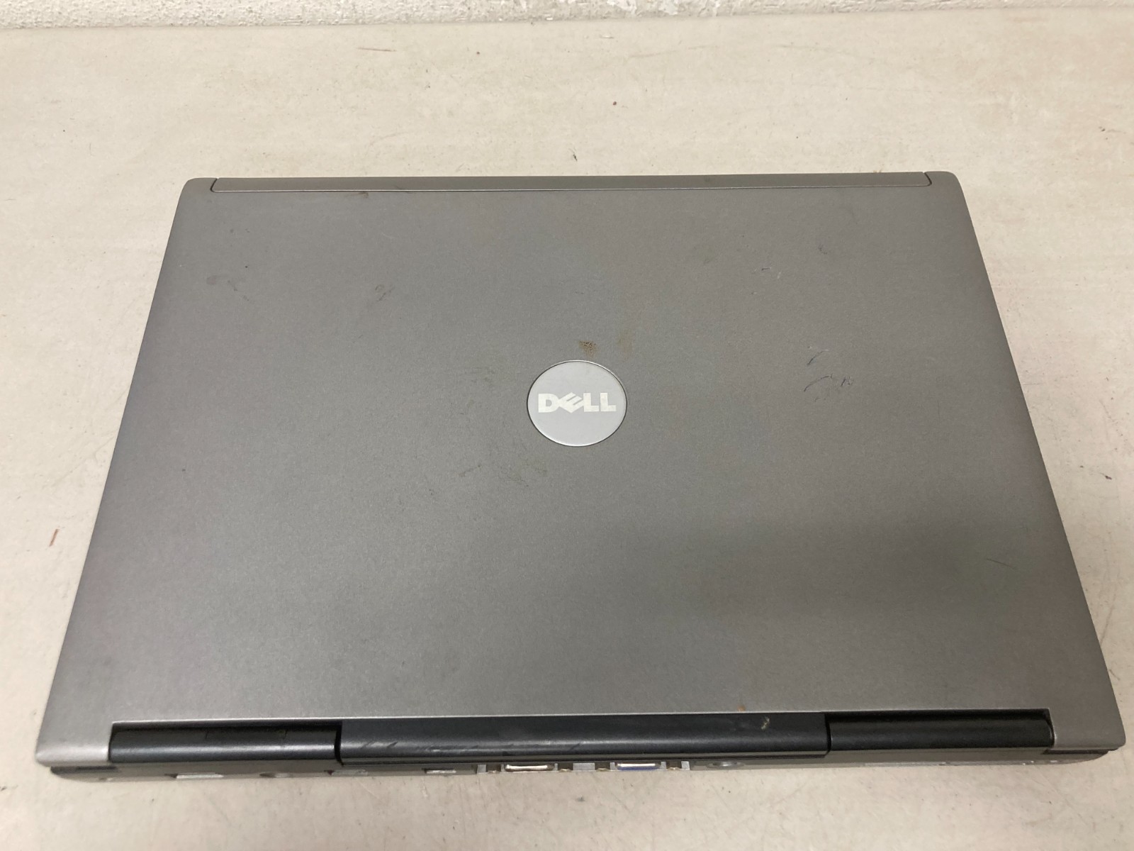 Dell Laptop Core 2 Duo 2.40GHz 2GB RAM 100GB HDD Windows X11