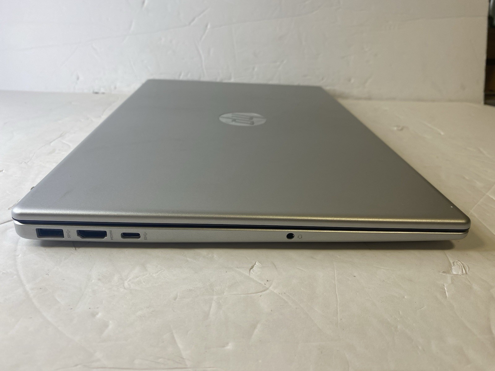 HP Laptop 15-fd0xxx Intel (R)N200 4GB RAM, 128GB SSD