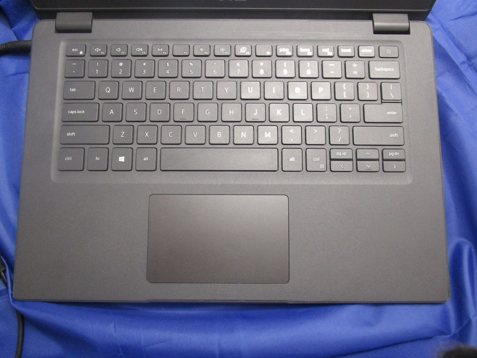 Dell Latitude 3410 Intel i3-10110u 2.10GHz 4GB RAM 500GB SSD Windows 11 Pro*